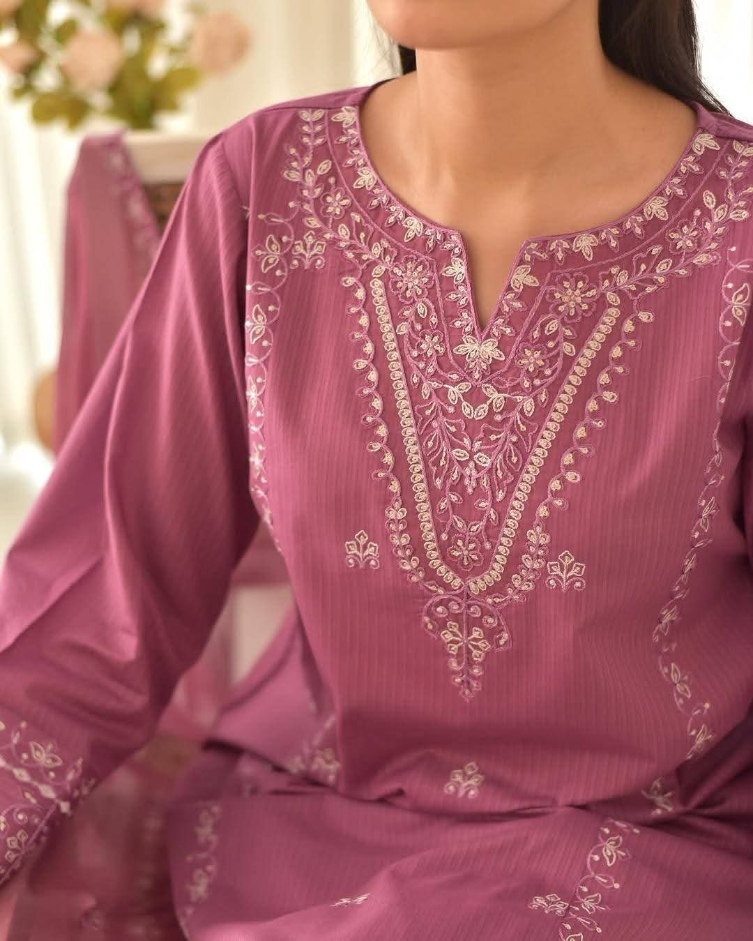 WhatsApp-Image-2025-06-24-at-14.22.32-1.jpeg Elegant Embroidered 3-Piece Dress Set (Onion Color) - Image 3