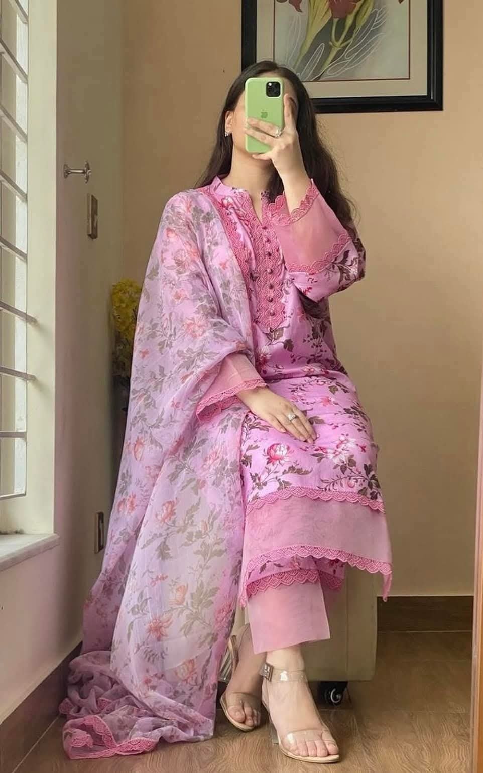 WhatsApp-Image-2025-07-05-at-04.41.53.jpeg Pink Floral Printed Lawn 3-Piece Suit - Image 2