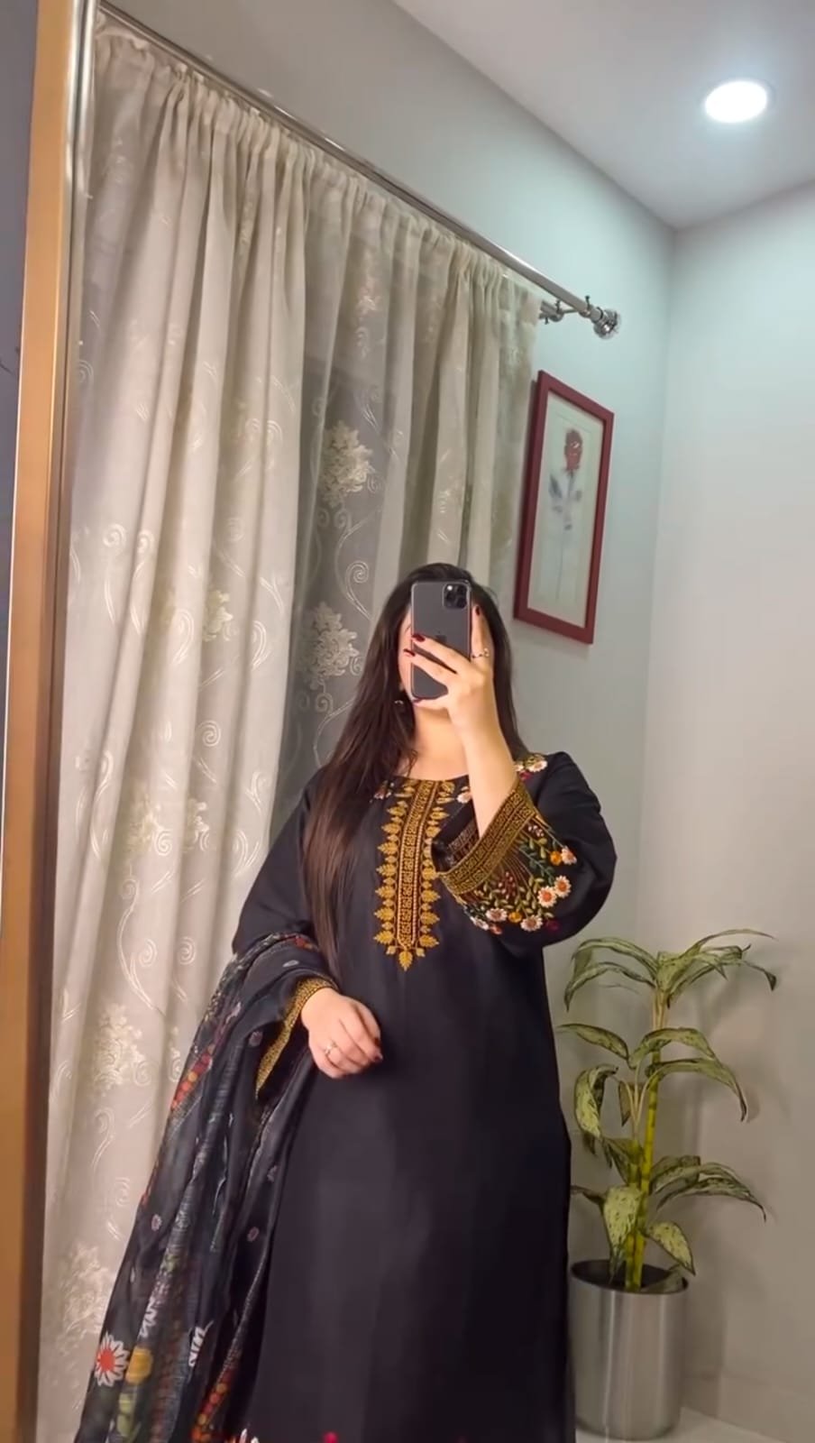 WhatsApp-Image-2025-07-10-at-23.24.55-3.jpeg Black Traditional Embroidered 3-Piece Set - Image 3
