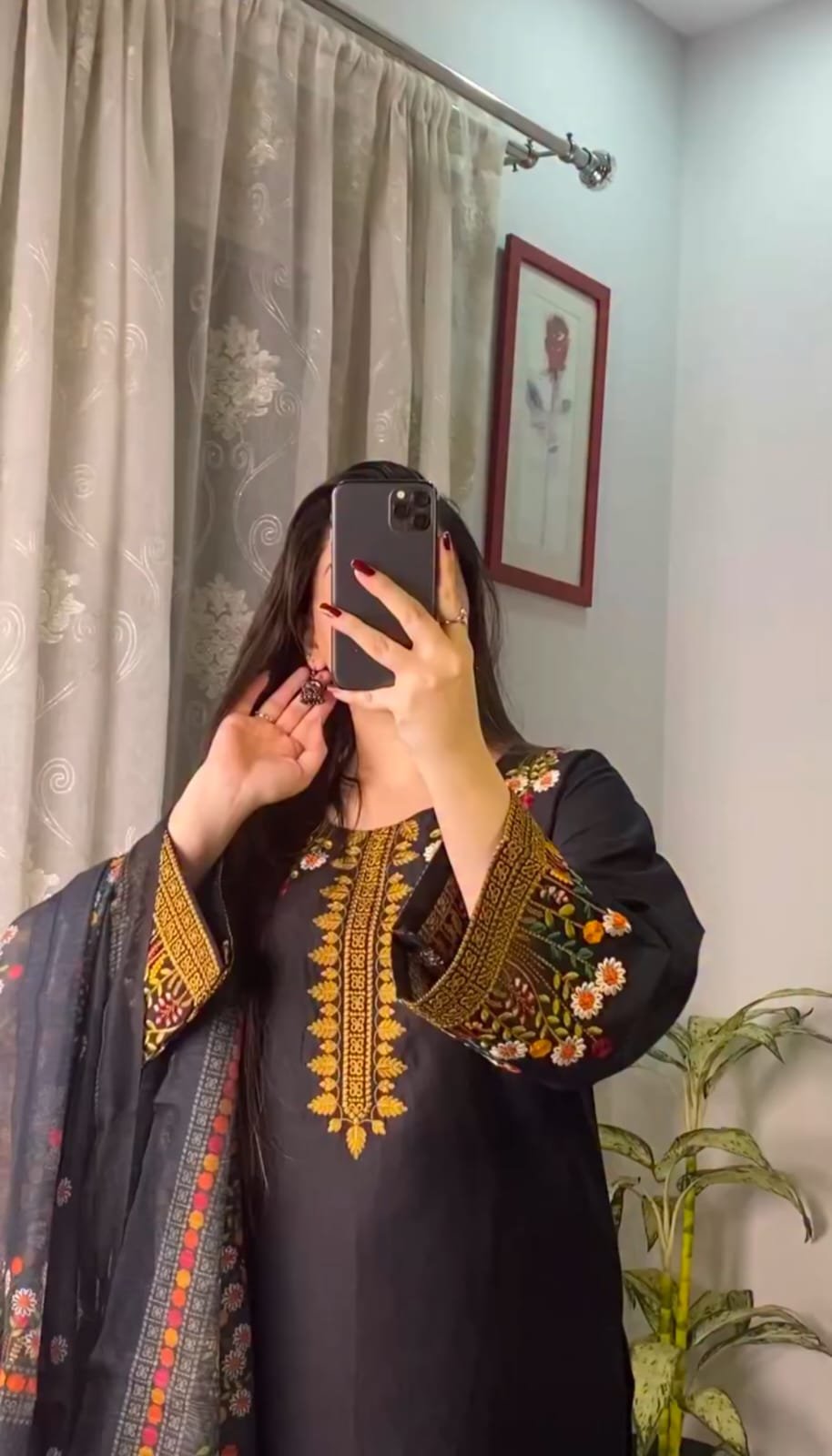 WhatsApp-Image-2025-07-10-at-23.24.57.jpeg Black Traditional Embroidered 3-Piece Set - Image 1
