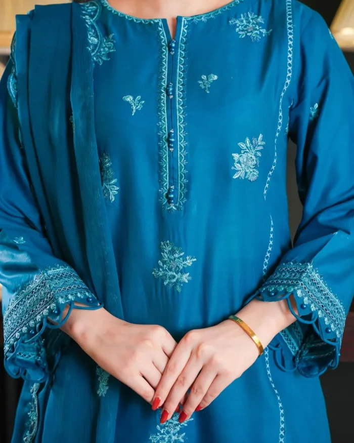 Elegant Teal Blue Embroidered 3-Piece Suit - Image 4